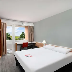 ibis-budapest-aero-hotel.inbudapesthotels.com/